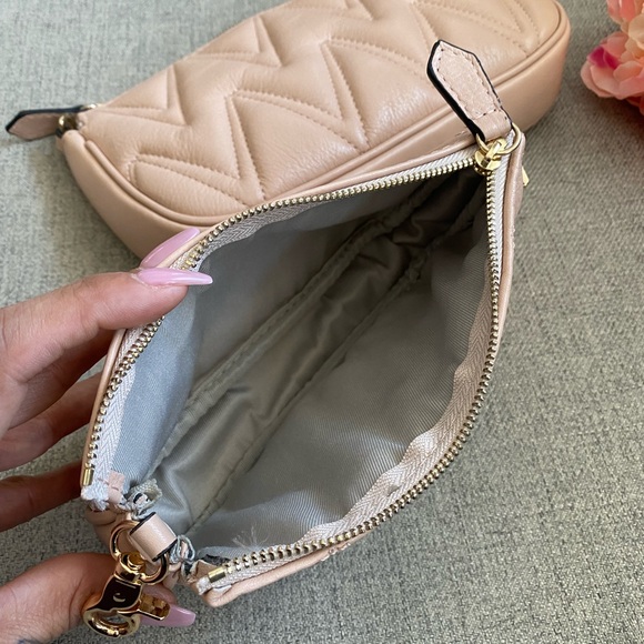 Mario Valentino Demi Quilted Leather Women’s Bag And Pouch✨ - Picture 6 of 10